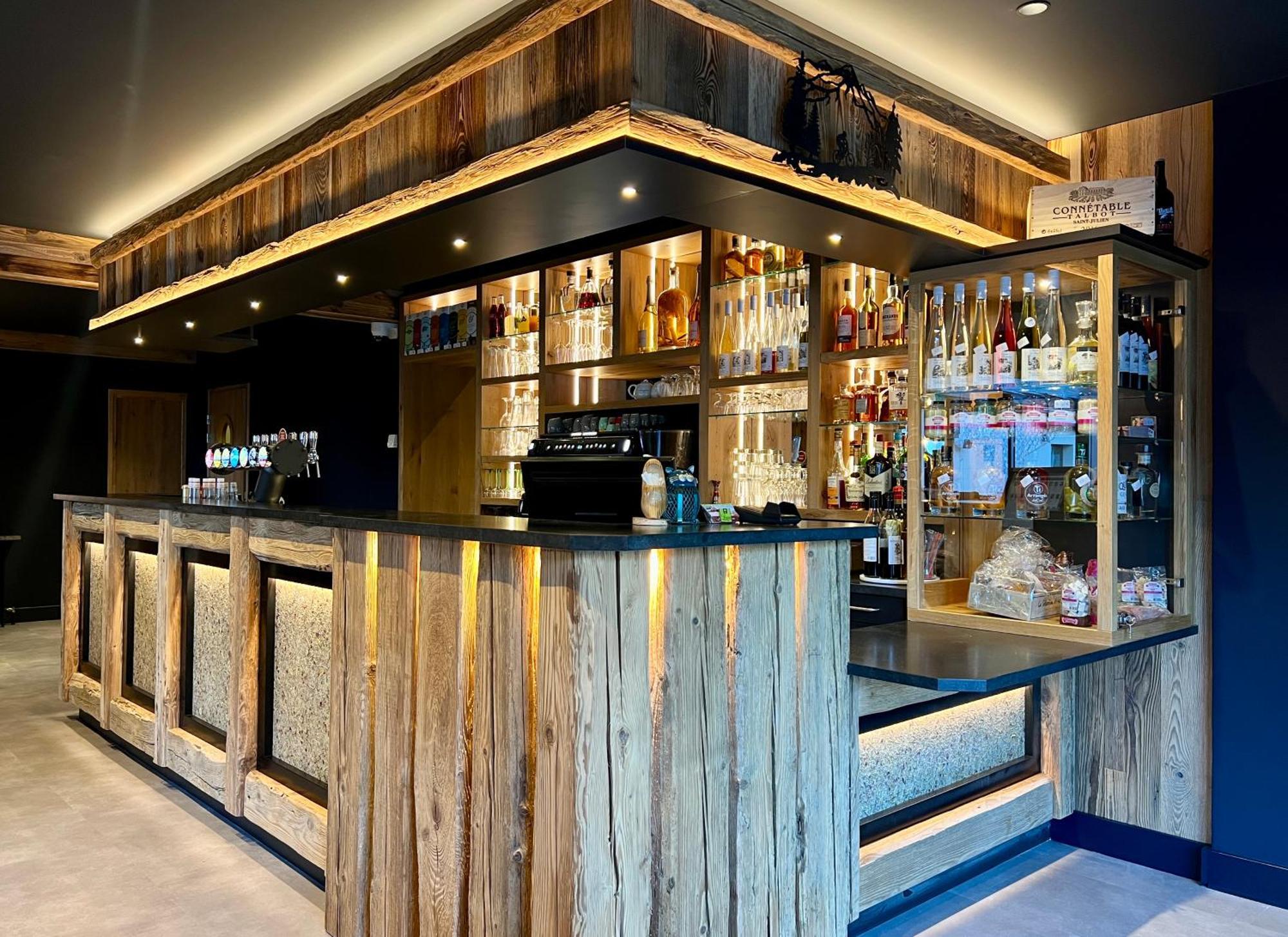 Logis Hotel, Chalets Et Restaurant Les Chatelmines Ла-Бресс Экстерьер фото