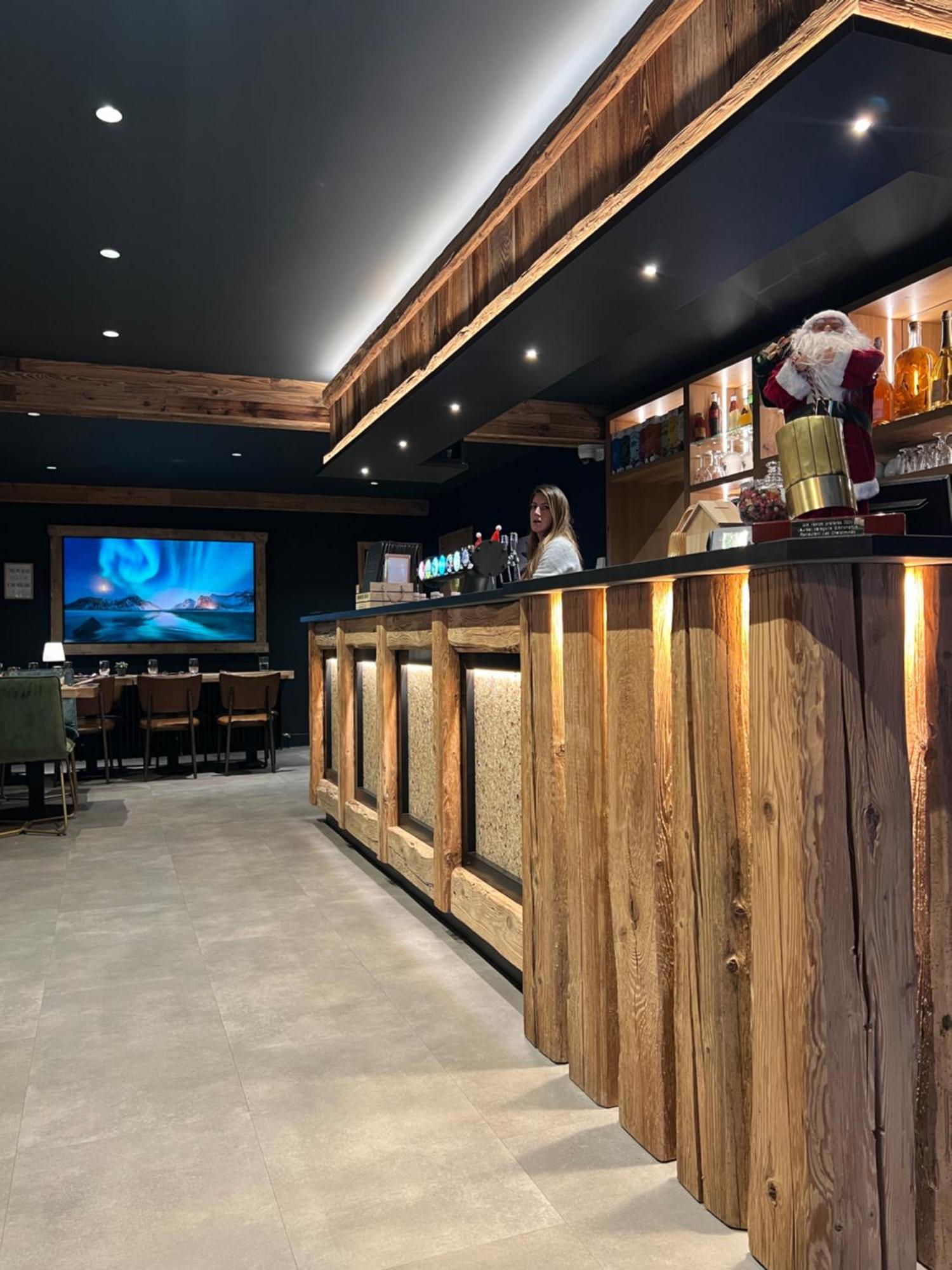 Logis Hotel, Chalets Et Restaurant Les Chatelmines Ла-Бресс Экстерьер фото